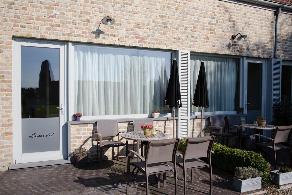 B&B Het Schalienhof Veurne Bagian luar foto